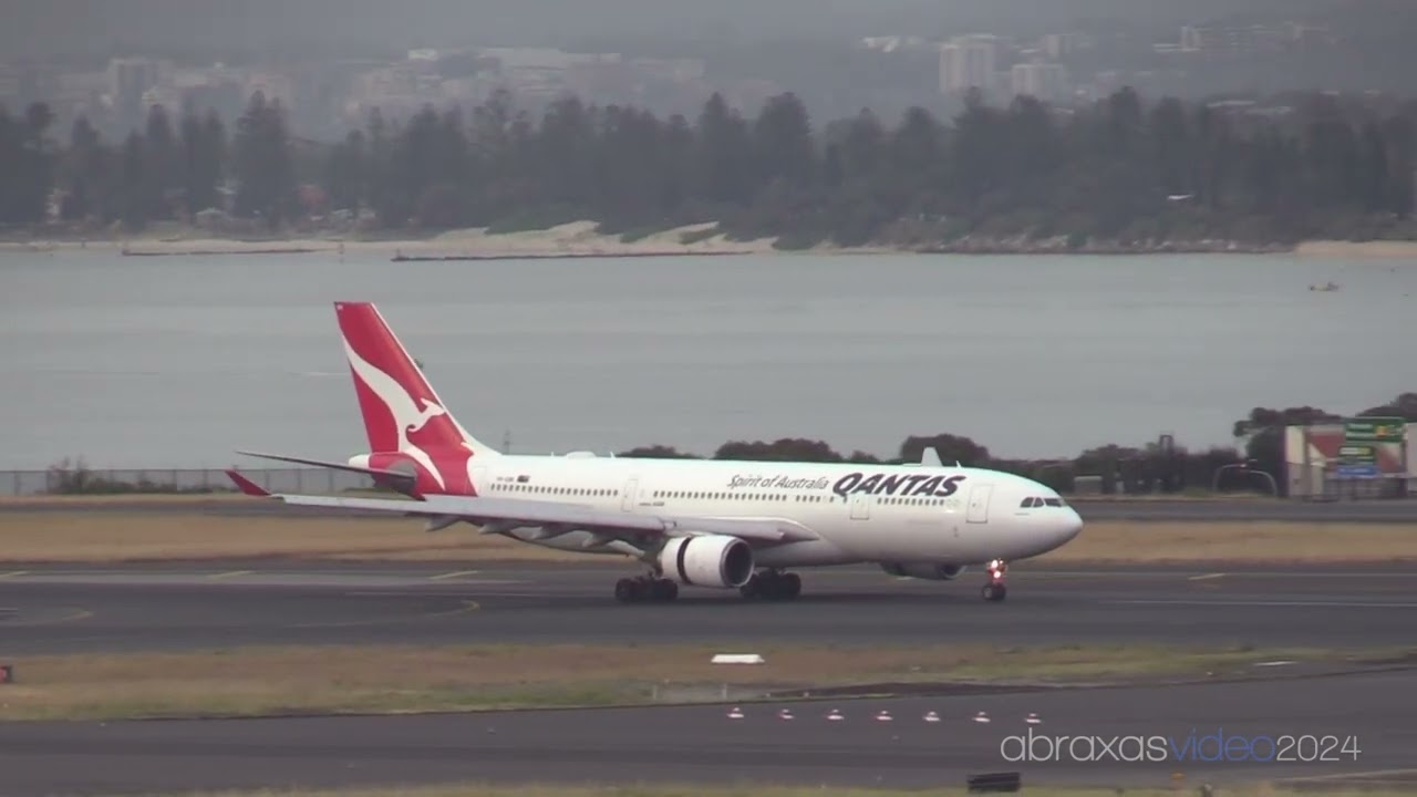 Qantas A330-202 [VH-EBK] - Arrival at Sydney