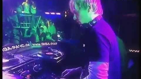 Kyau vs Albert - Made Of Sun - Live @ Club Rotation