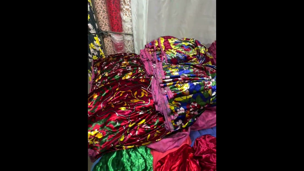 КараСуу базарында 11 ряд 37-37 контейнер де Бары арзан баада 😨🫣🤗 т:0990 00 00 17