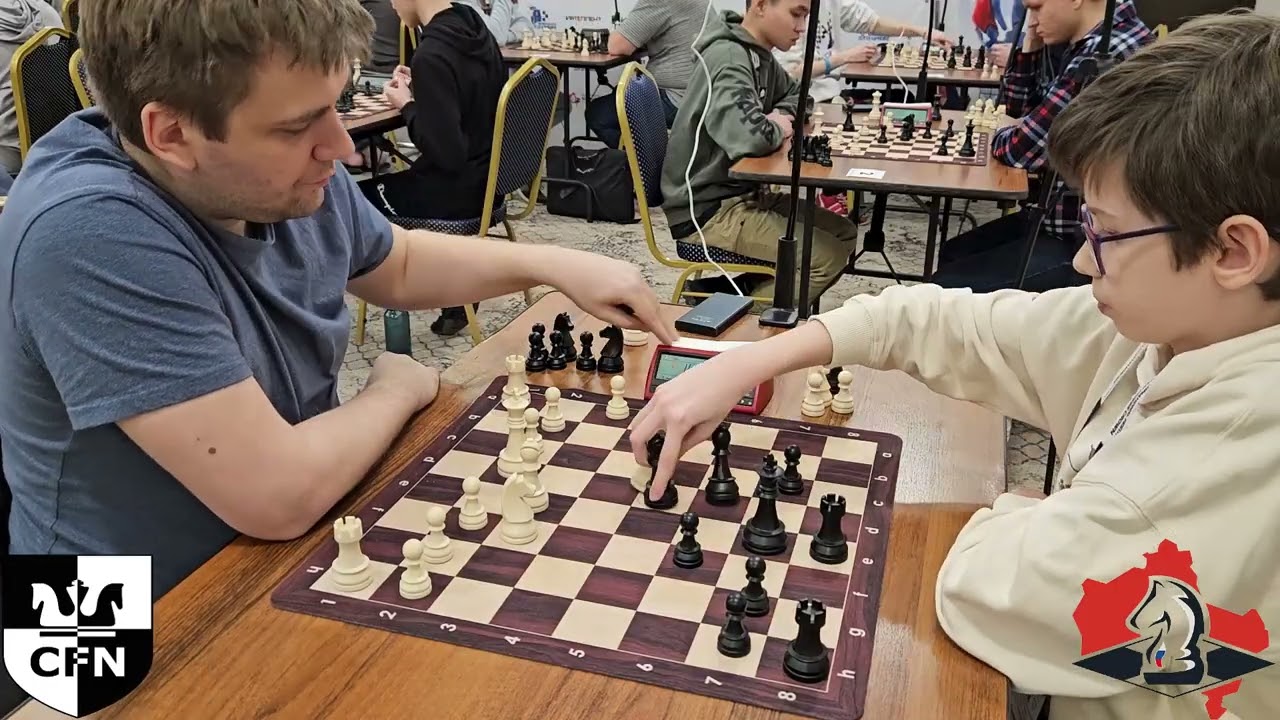 GM Zakhartsov V. (2473) vs FM Kleimenov N. (2362). Russian Chess Crown blitz C