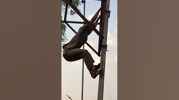 11KV voltage ! Line single! #hescom #kptcl #funny #vlog #kptcl #keb #youtuber #voltage