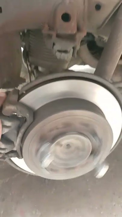toyota-prado-brake-shoe-noises-and-wheel-bearing-replace-brake-shoe