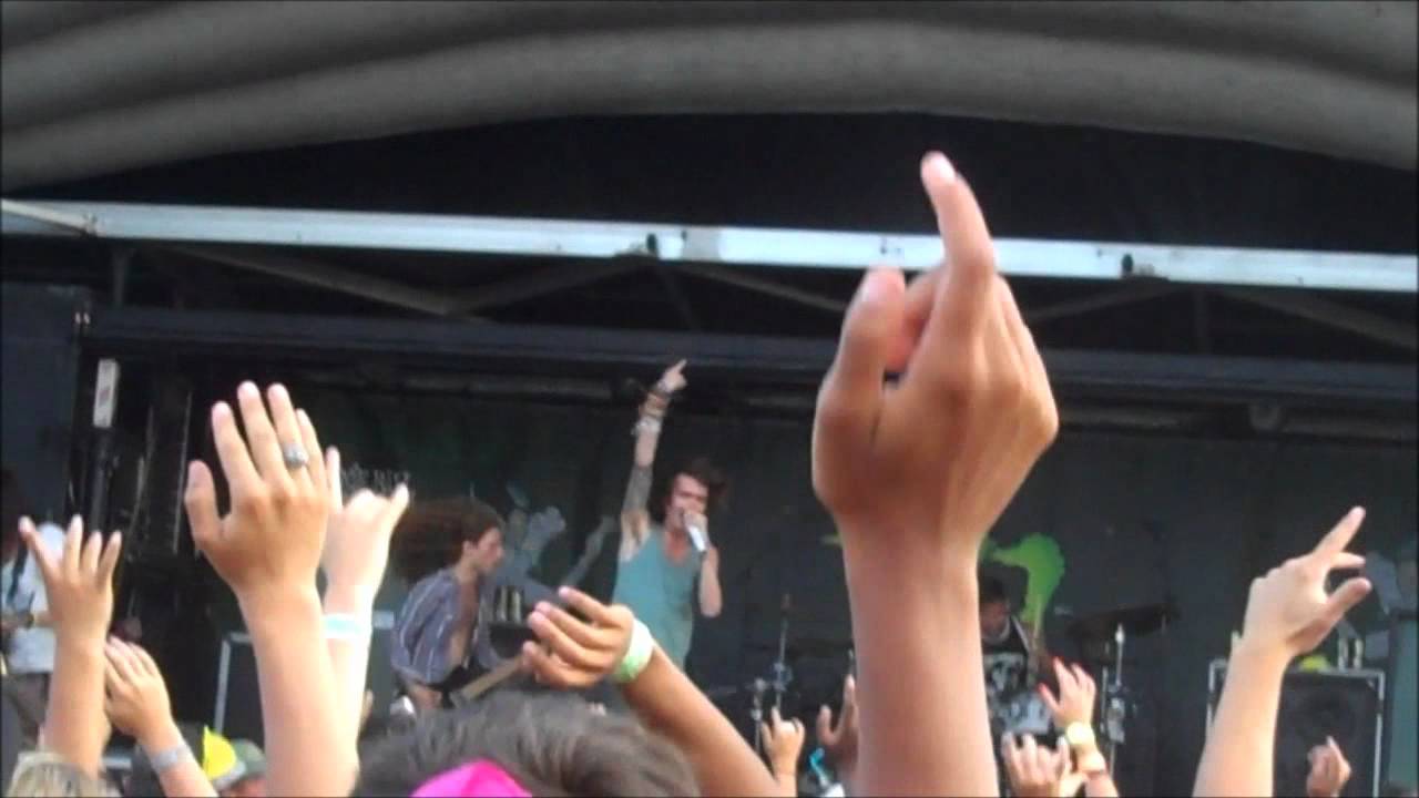 Oh Well, Oh Well - Mayday Parade LIVE