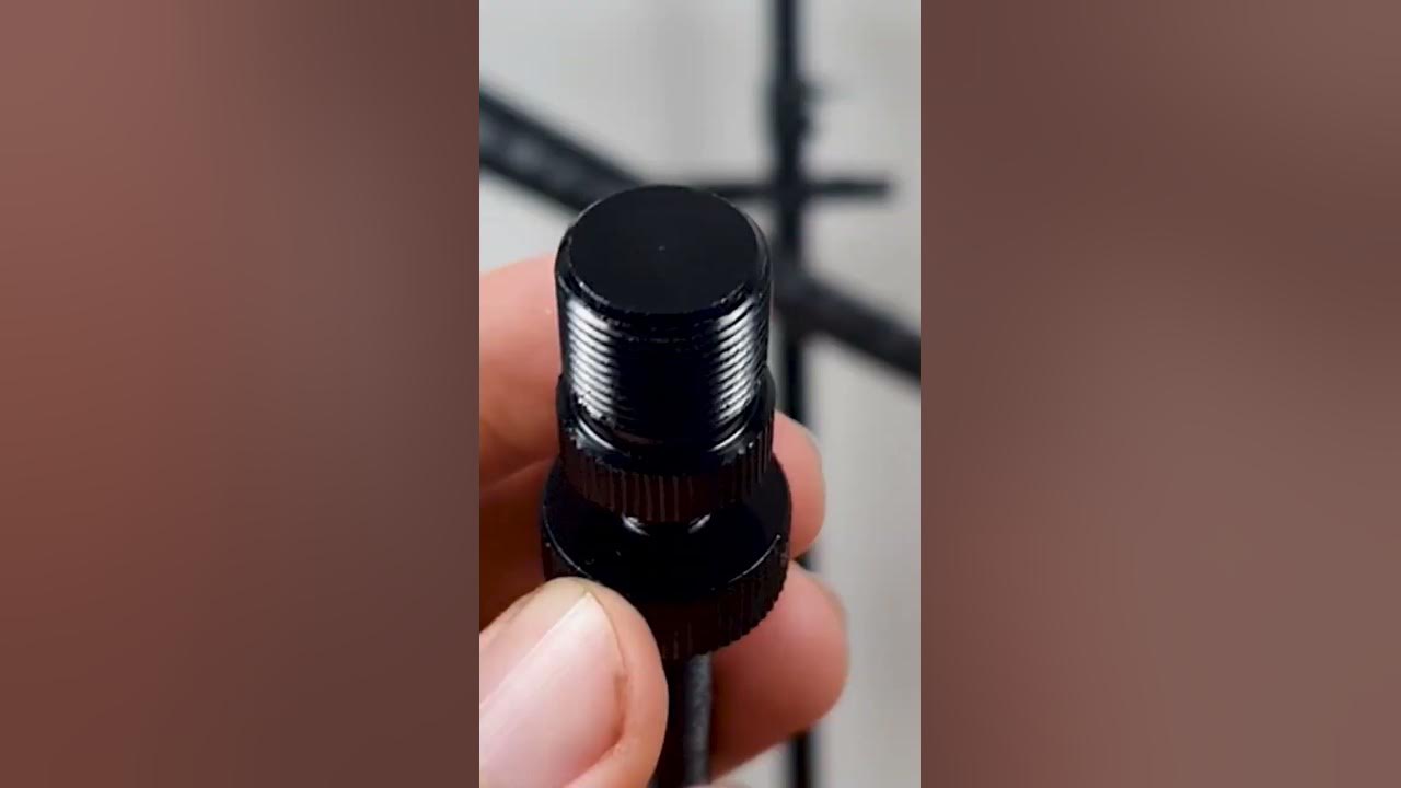 Tool that will help you to remove/install bottom bracket