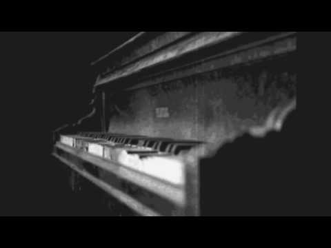 Anderson Alves piano solo Retrato preto e branco