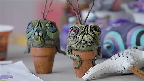 Sculptor Kristin Morris