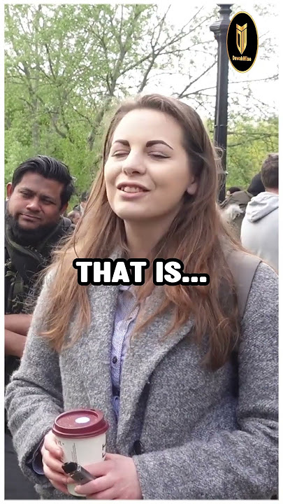 Muslim Tests Christian Lady's Claim And She Fails Miserably | Hashim | Speakers Corner