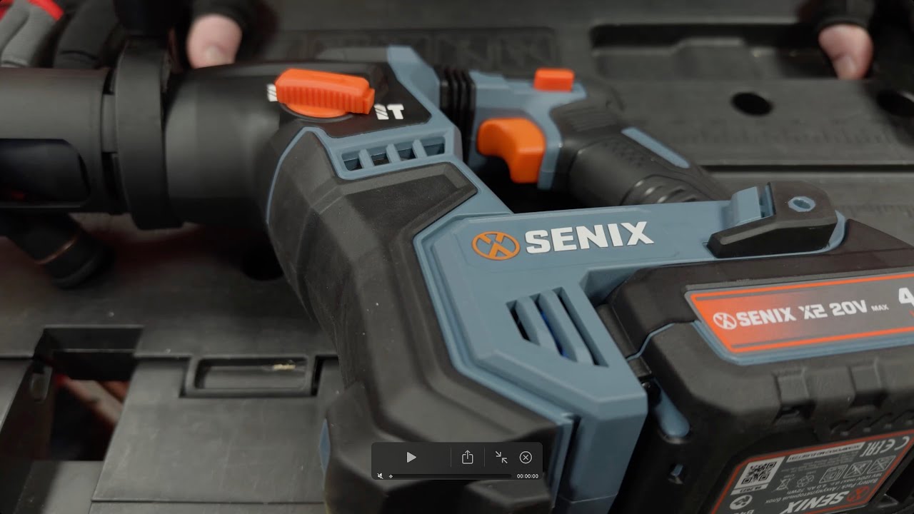 Аккумуляторный перфоратор Senix