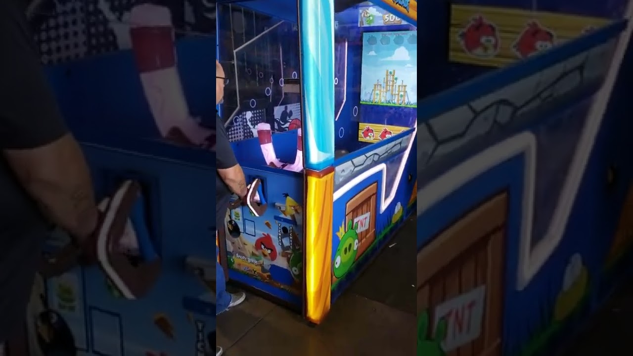 ANGRY BIRDS ARCADE! 