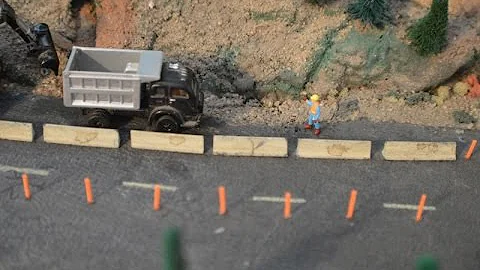 DIY Concrete Barriers for your Model Rail Road