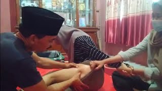 video lucu banget di kerik di urut di pijat di tabrak di tinggalin bengkak memar di paha di punggung