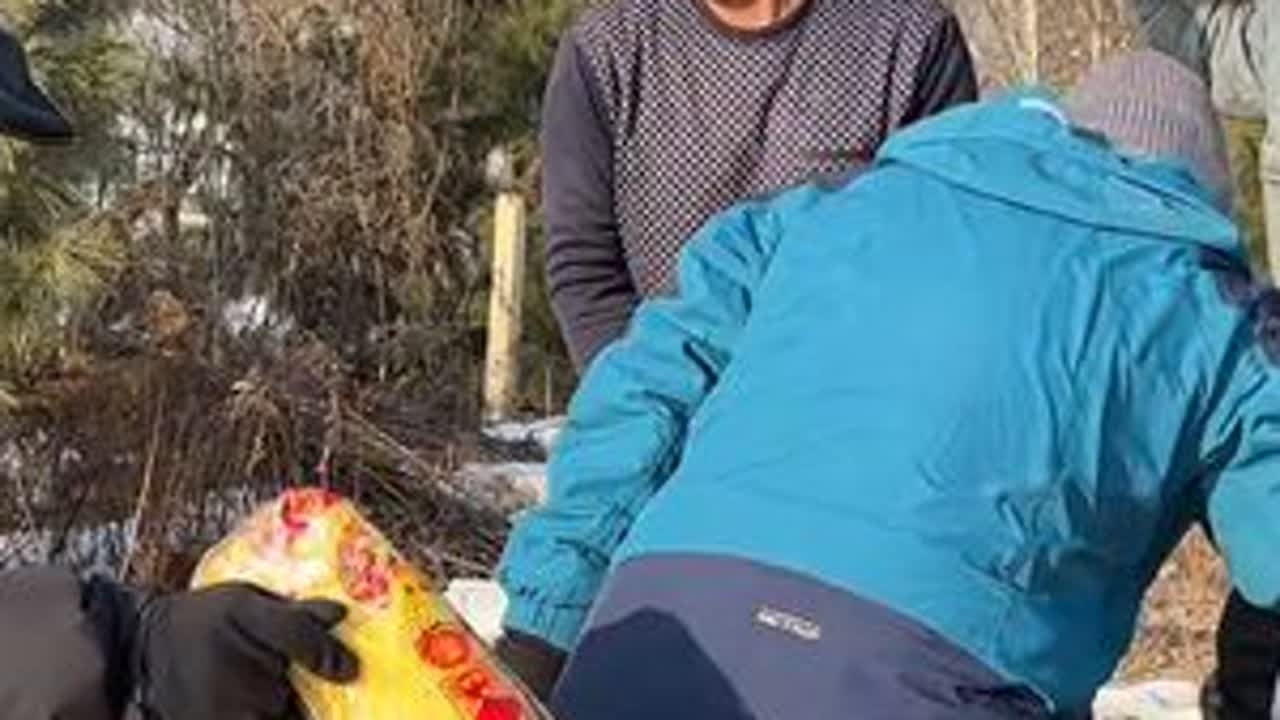 每年的新年之前祭祖，全家人也能聚在一起的日子 #祭祖 #传统