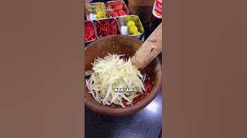 Thumbnail of The Process of Making Som Tam or Thai Rujak that Makes You Drool🤤