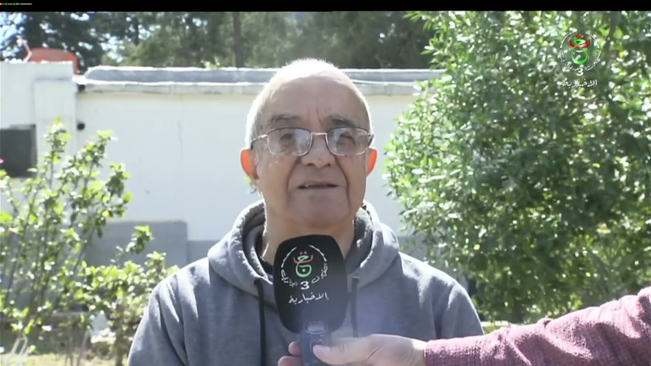 العاصمة | جثمان الصحفي والمعلق الرياضي عبد الرزاق زواوي يوارى الثرى