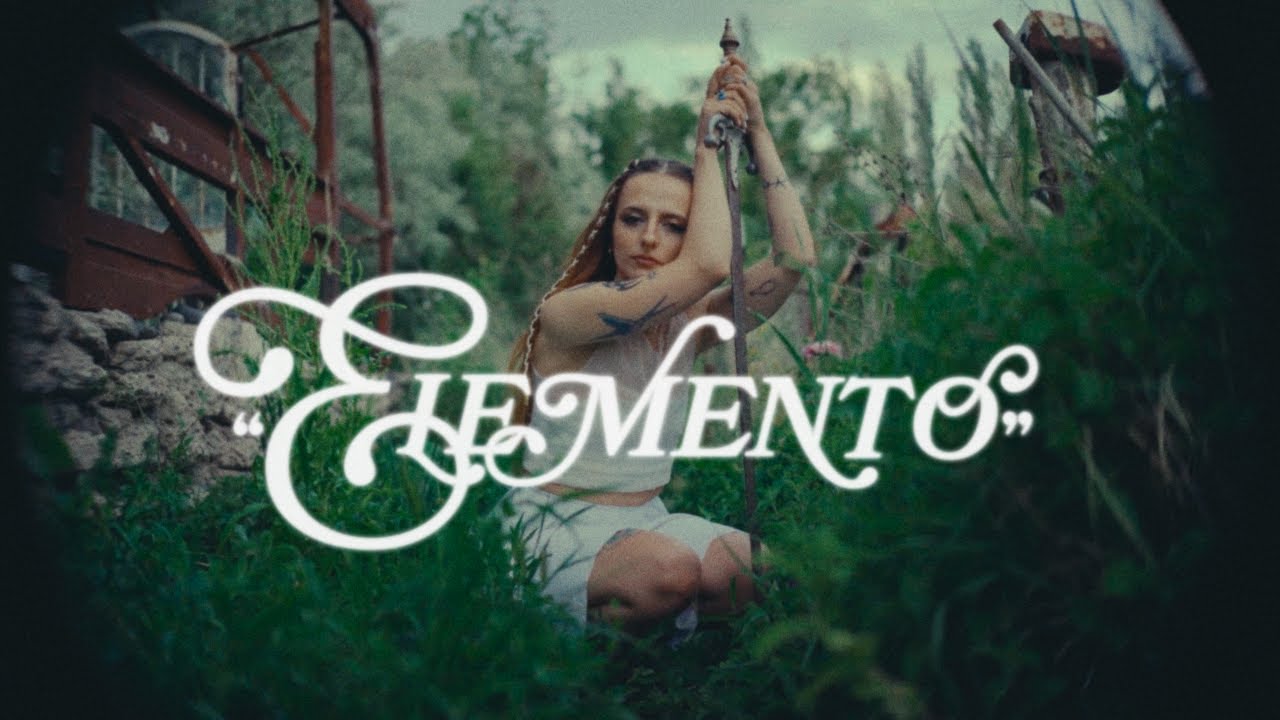 ELEMENTO - Sol Azul (Video Oficial) ⚔️💎 auf YouTube ansehen ELEMENTO - Sol Azul (Video Oficial) ⚔️💎 auf YouTube ansehen