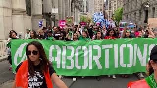 Thousands March Across Brooklyn Bridge for Abortion Rights