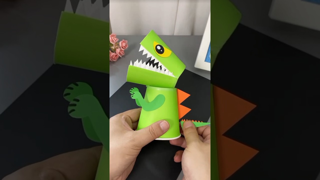 You should try this dinosaur paper craft🦖 