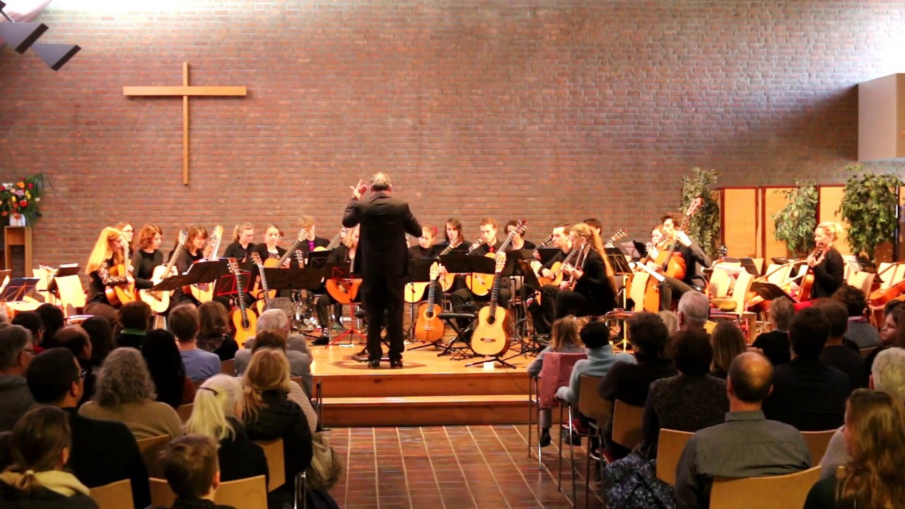 Fanfare de la Caballeria de Nápoles (NJGO) - YouTube gitaarorkestNL