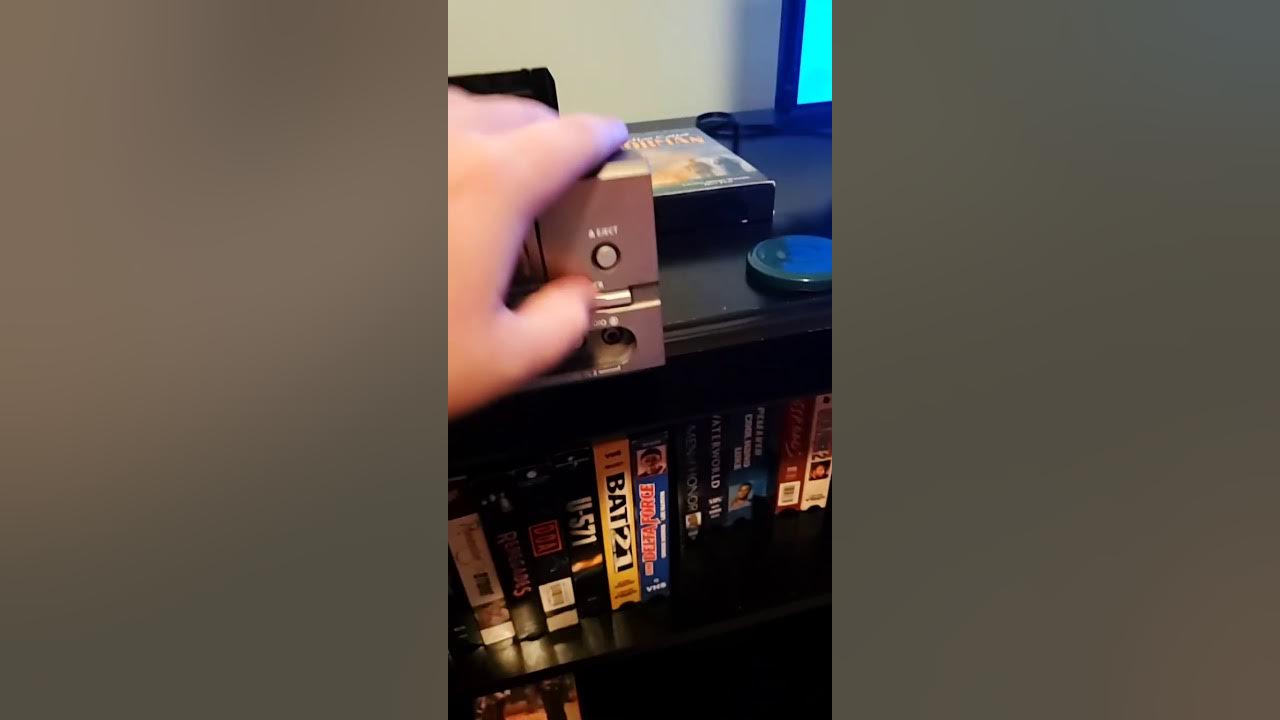 How to fix samsung dvd vcr combo not reading dvds or cd found on the