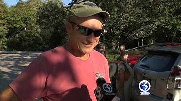 VIDEO: Dozens gather to watch bird migration in Old Lyme