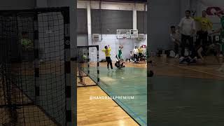 Skill from Another Planet 👽Still trying to understand how this is even possiblReplay button = broken