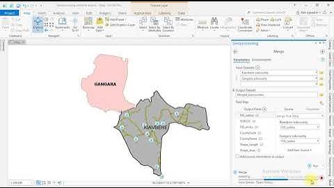 How to merge shapefiles in ArcGis