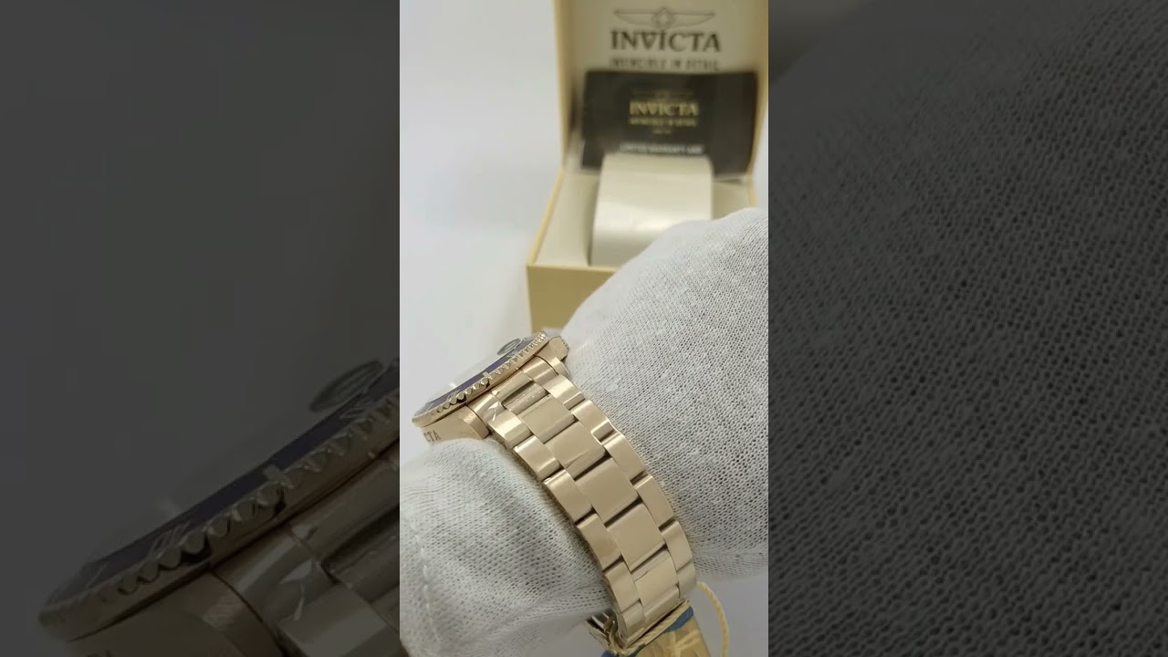 The Invicta 26997 has a 40-millimeter stainless steel case with a Blue dial.