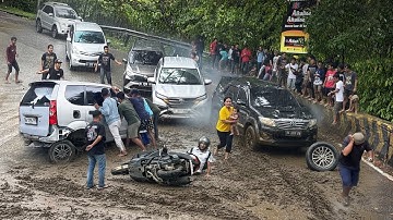 INNALILLAHI !!! SAKSI MATA HISTERIS, Insiden Hari Ini Roda Mobil Sampai Terlepas di Sitinjau Lauik