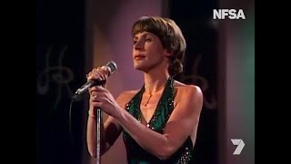 Video thumbnail of "Helen Reddy - I Am Woman (Australian TV Special / 1975 / HQ)"