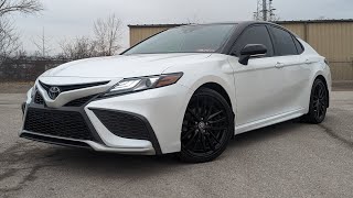 2021 Toyota Camry XSE AWD - White on Red