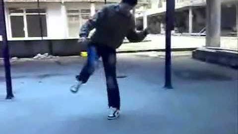 HARDSTYLE SHUFFLE TUTORIAL(LEARN IN 6 STEPS HOW TO DANCE IT).wmv