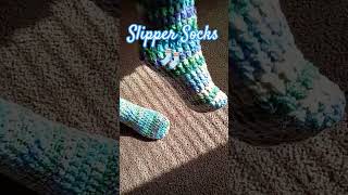 Crochet Slipper Socks tutorial by Llama Mama Kayla #crochet #socks