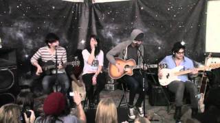 Miniatura de vídeo de "We Are The In Crowd - We Need A Break ( Live Acoustic) At The GK Bazaar (HD)"