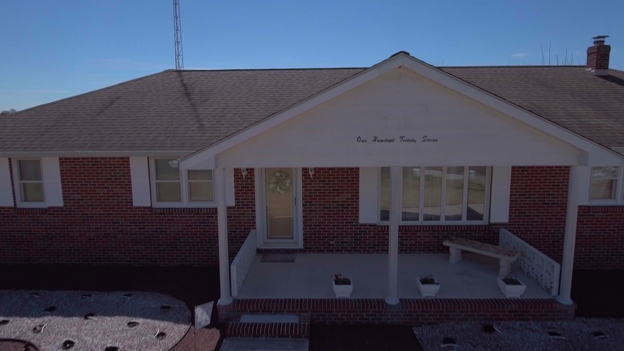 Aerial Video - Louis Drive