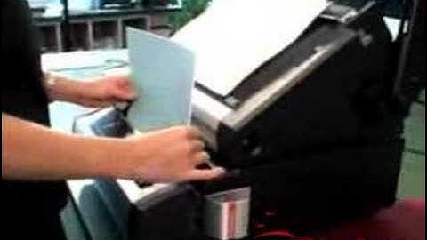 GBC TL2900 Electric Twin Loop Wire Closer Productivity Video