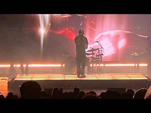 Daniel Caesar - Violet (Live at Sidney Myer Bowl) - 25 November 2023
