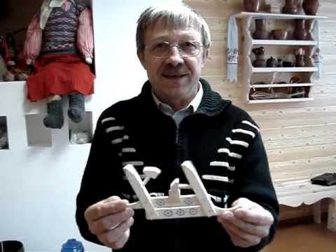 Новинская игрушка "кузнецы" - YouTube