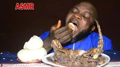 Asmr Mukbang White Soup With Whole Mackerel Fish And Pounded Yam Fufu/African Food(Satisfying sound)