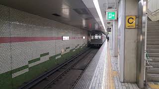 大阪メトロ谷町線22系(紫)車両