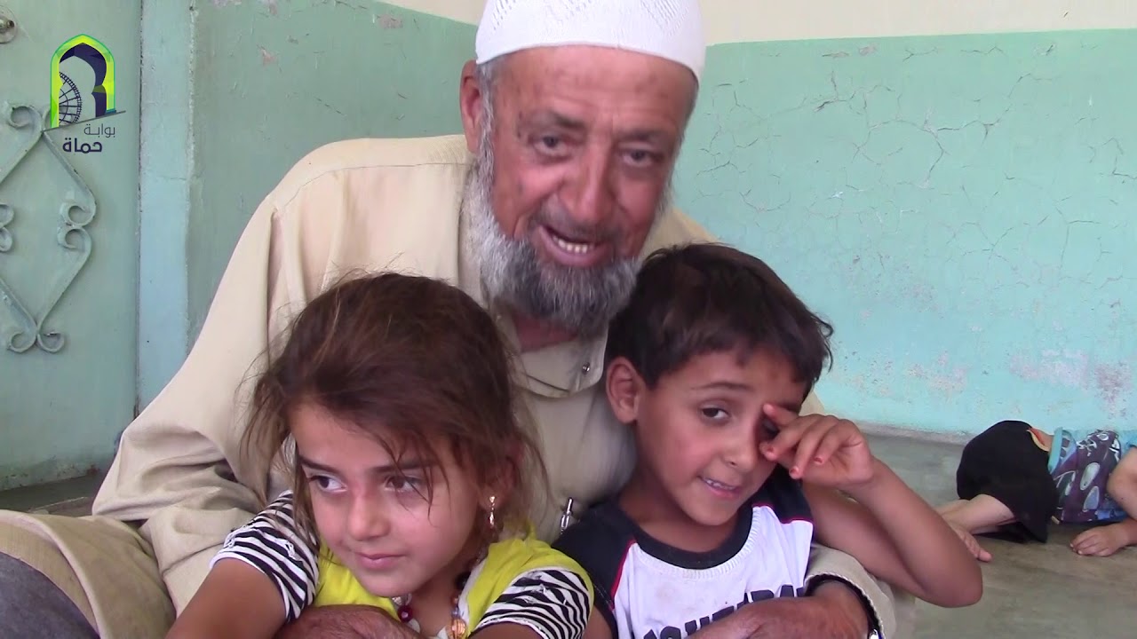 #بوابة_حماة| مسن من حماة يعيل أطفال أولاده المعتقلين