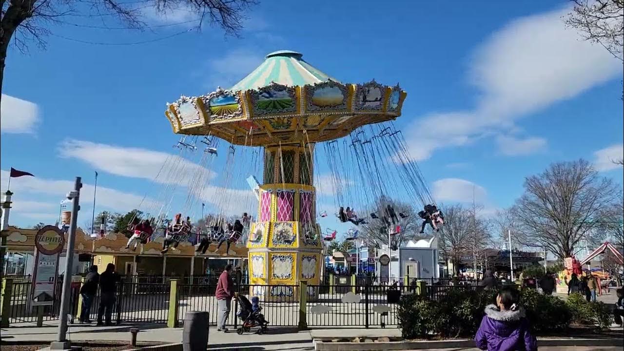 Zephyr at Carowinds A Spinning Swing Ride with Amazing Views YouTube
