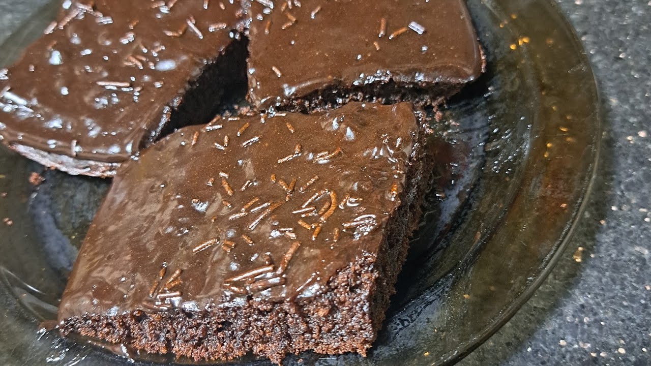 كيك الطاسة الهش السريع بدون فرن وبيضة واحده 😍 جاهز في 10 دقايق وبمكونات بسيطة