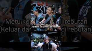 Metu ko omah dadi rebutan (Keluar rumah jadi rebutan) - Sasya Arkhisna #shorts #short