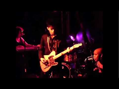 PRINCE AT NEW MORNING, Paris (Live Footage)
