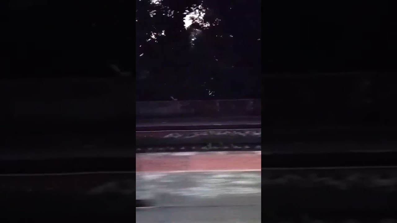 vanchinad express at piravom road