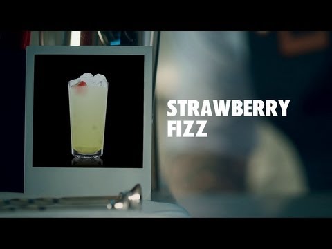 strawberry-fizz-drink-recipe---how-to-mix