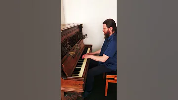 Was bekommt man für ein altes Klavier?