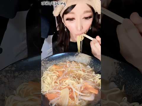 【咀嚼音】辛味噌ラーメン食べる男🍜#ラーメン #咀嚼音 #asmr
