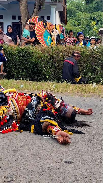 Download lagu Sampai Terkapar‼️Perang Salto Jaranan Buto