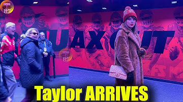 Taylor Swift looks Cozy Glamour in LUX Fur Coat  with Scott & Andrea for Chiefs vs Texans game